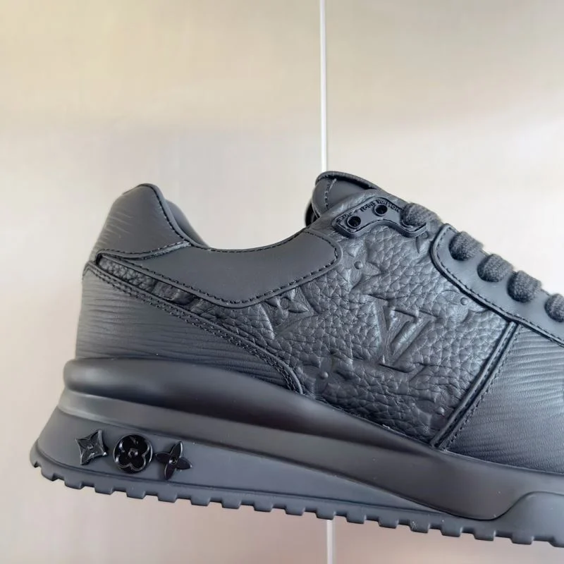 Flexible Louis Vuitton Run Away Sneaker 31583