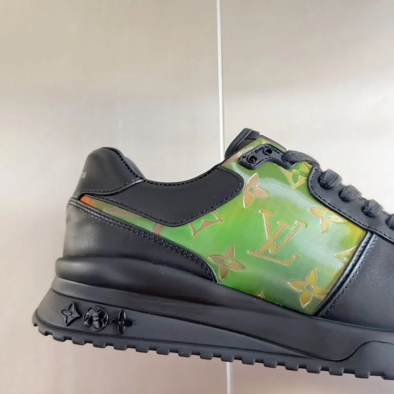 Louis Vuitton Run Away Sneaker Premium 31579