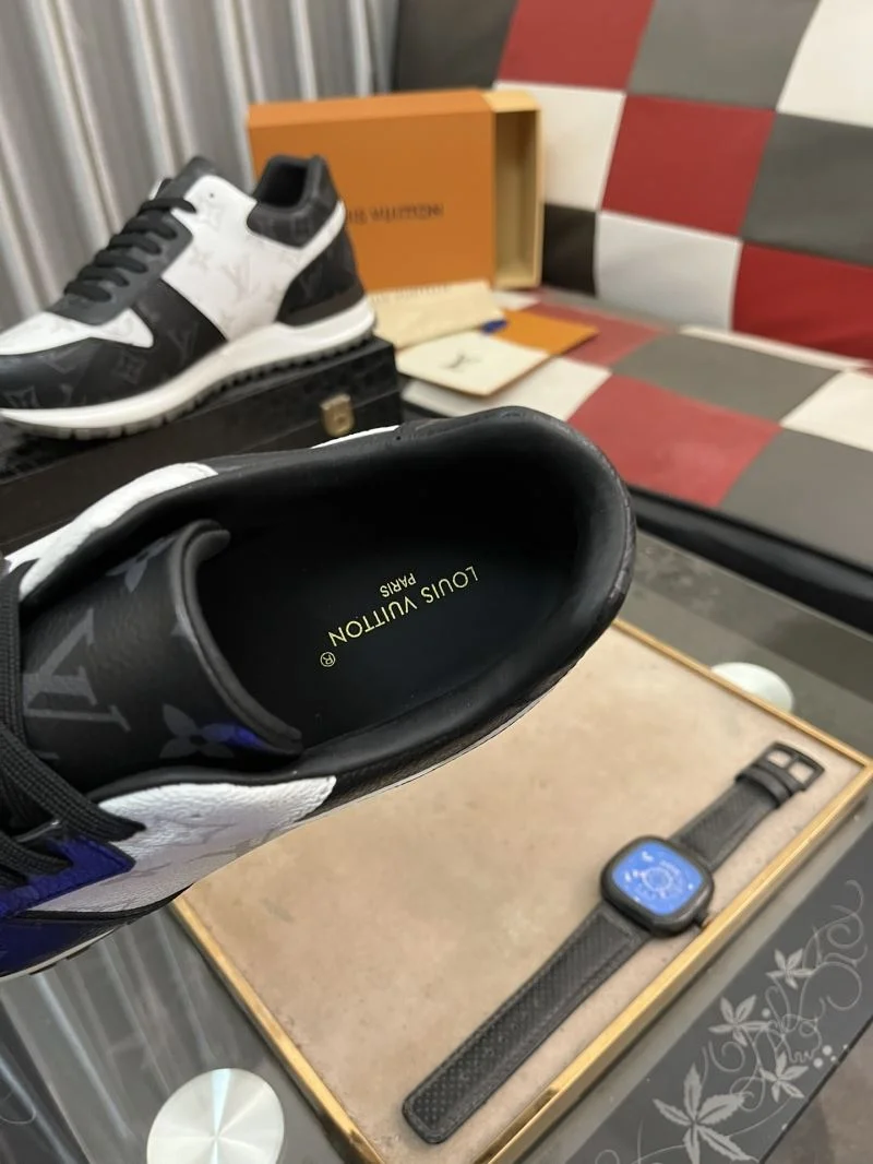 RelaxedFit Louis Vuitton Run Away Sneaker 32740