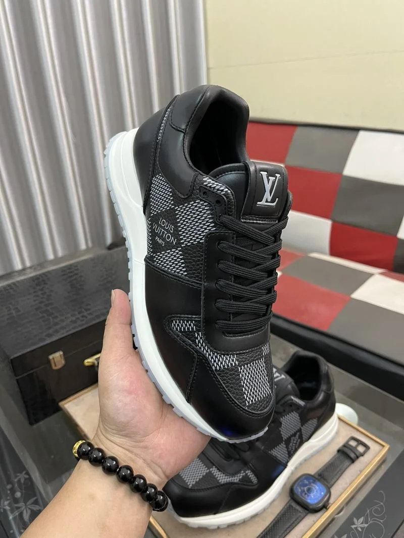 Flexible Louis Vuitton Run Away Sneaker 32742
