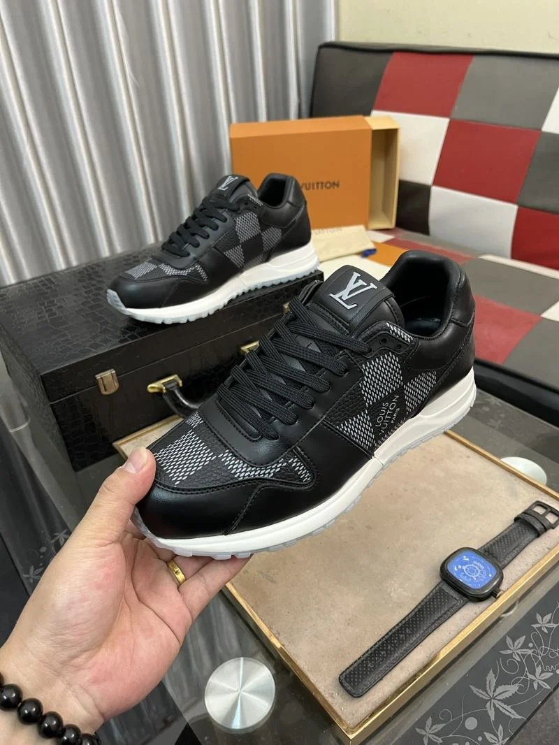 Flexible Louis Vuitton Run Away Sneaker 32742