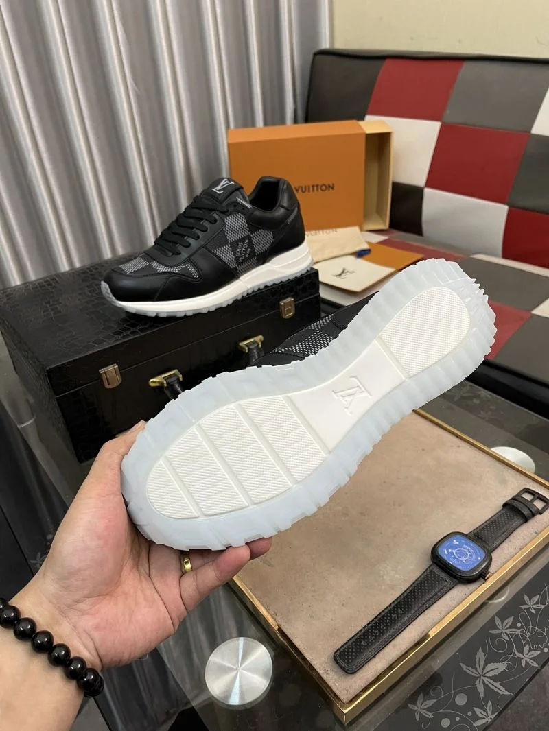 Flexible Louis Vuitton Run Away Sneaker 32742