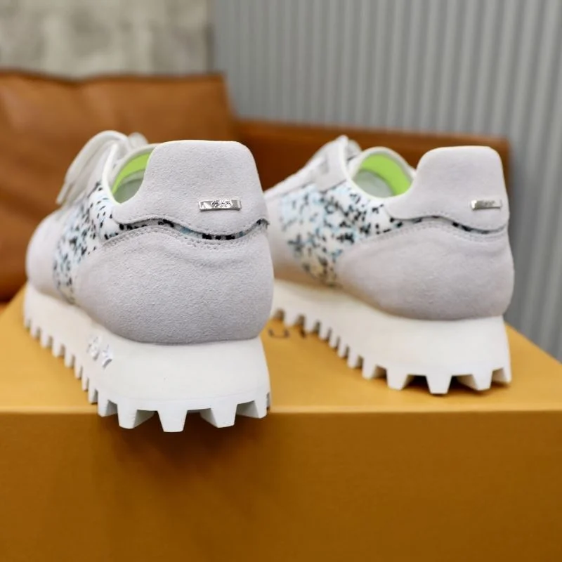 Packable Louis Vuitton Run Away Sneaker 32735