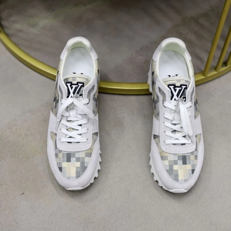 Cozy Louis Vuitton Run Away Sneaker 32733