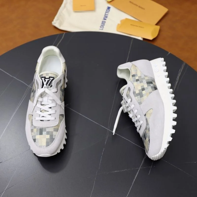 Cozy Louis Vuitton Run Away Sneaker 32733