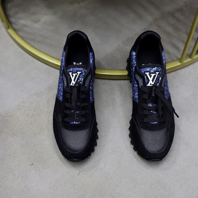 Soft Louis Vuitton Run Away Sneaker 32728