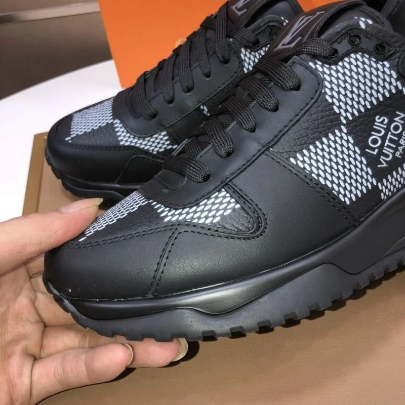 Louis Vuitton Run Away Sneaker Effortless 32730