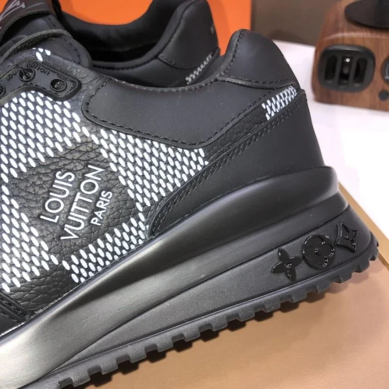 Louis Vuitton Run Away Sneaker Effortless 32730