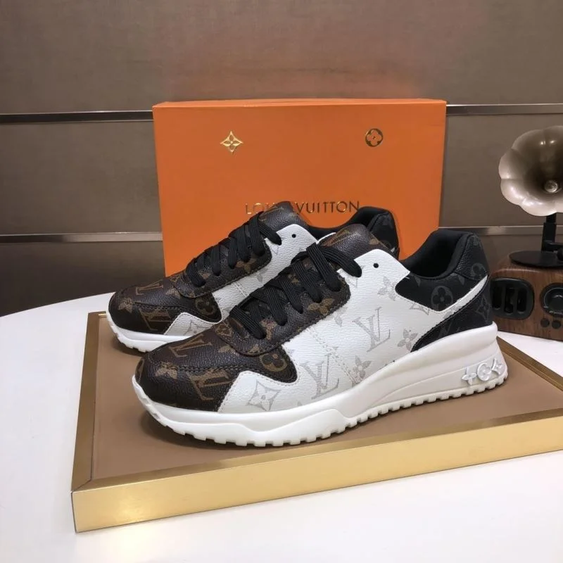 Breathable Louis Vuitton Run Away Sneaker 32737