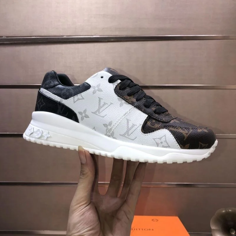 Breathable Louis Vuitton Run Away Sneaker 32737