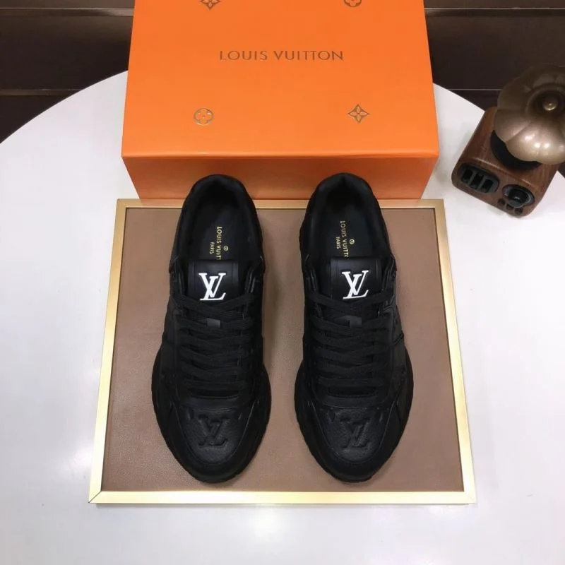 Louis Vuitton Run Away Sneaker Durable 32717