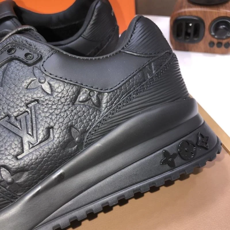 Louis Vuitton Run Away Sneaker Durable 32717