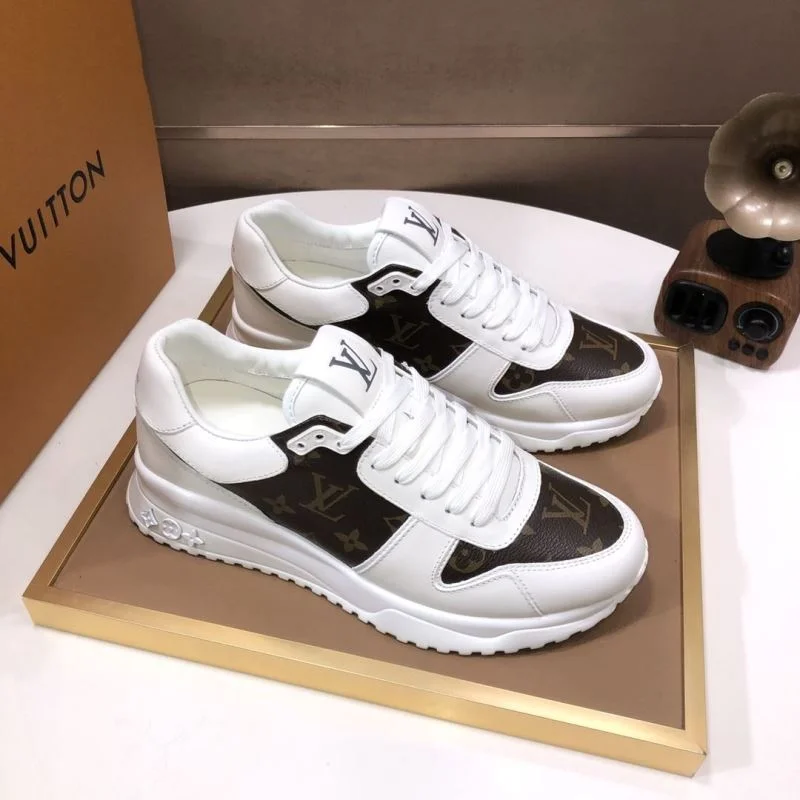 Breathable Louis Vuitton Run Away Sneaker 32721