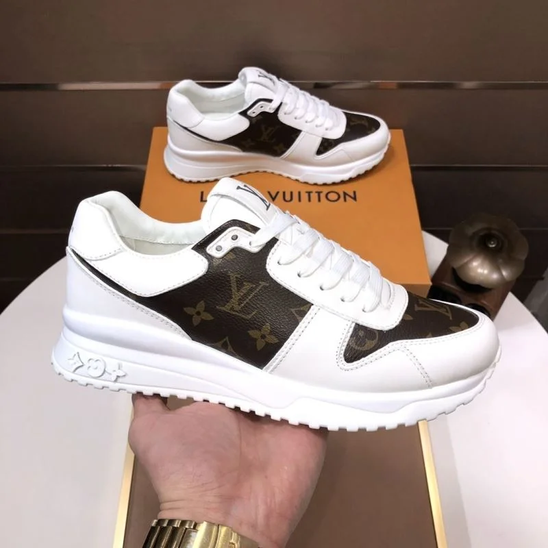 Breathable Louis Vuitton Run Away Sneaker 32721