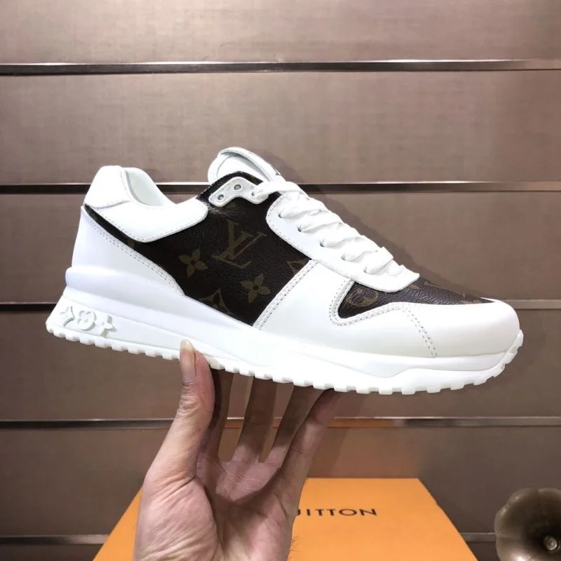 Breathable Louis Vuitton Run Away Sneaker 32721