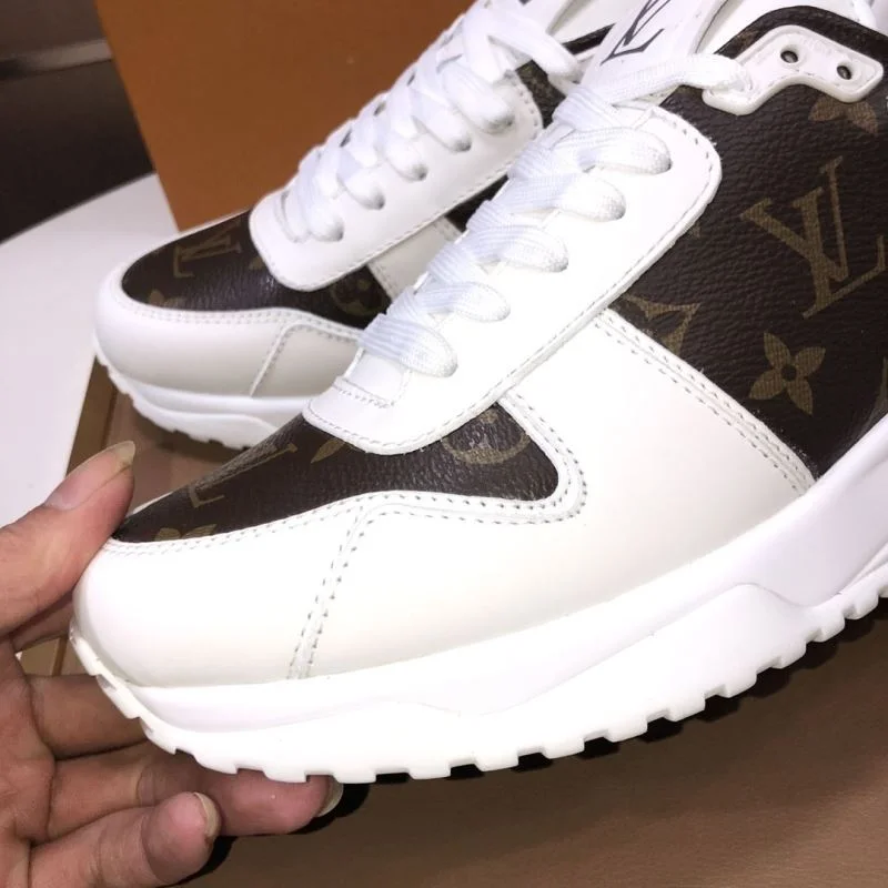 Breathable Louis Vuitton Run Away Sneaker 32721
