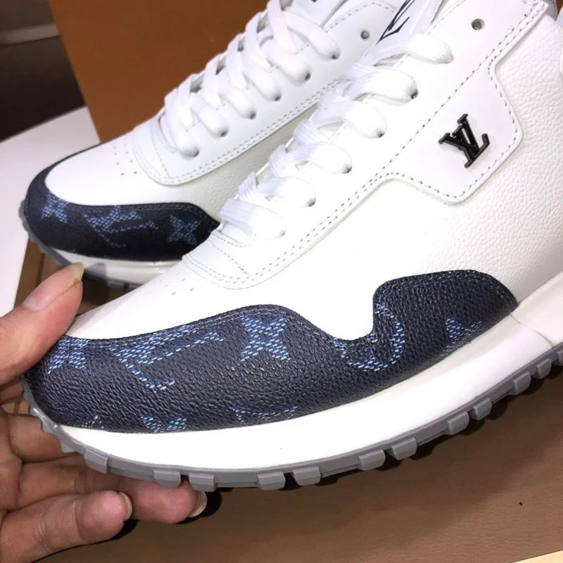 Breathable Louis Vuitton Run Away Sneaker 32710