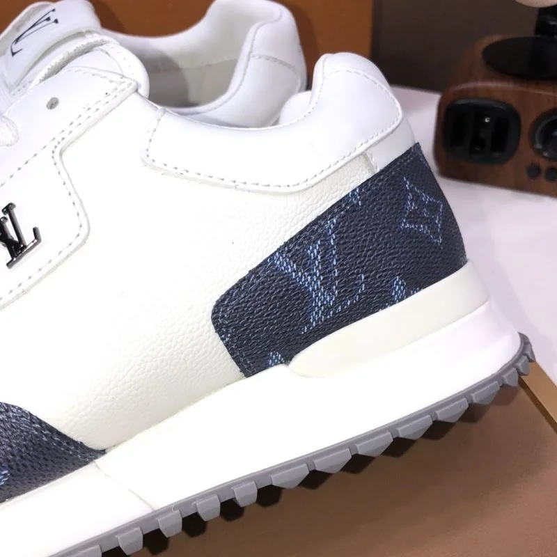 Breathable Louis Vuitton Run Away Sneaker 32710