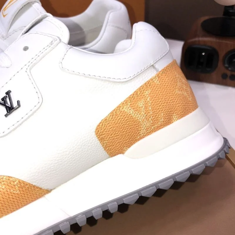 UrbanStyle Louis Vuitton Run Away Sneaker 32708