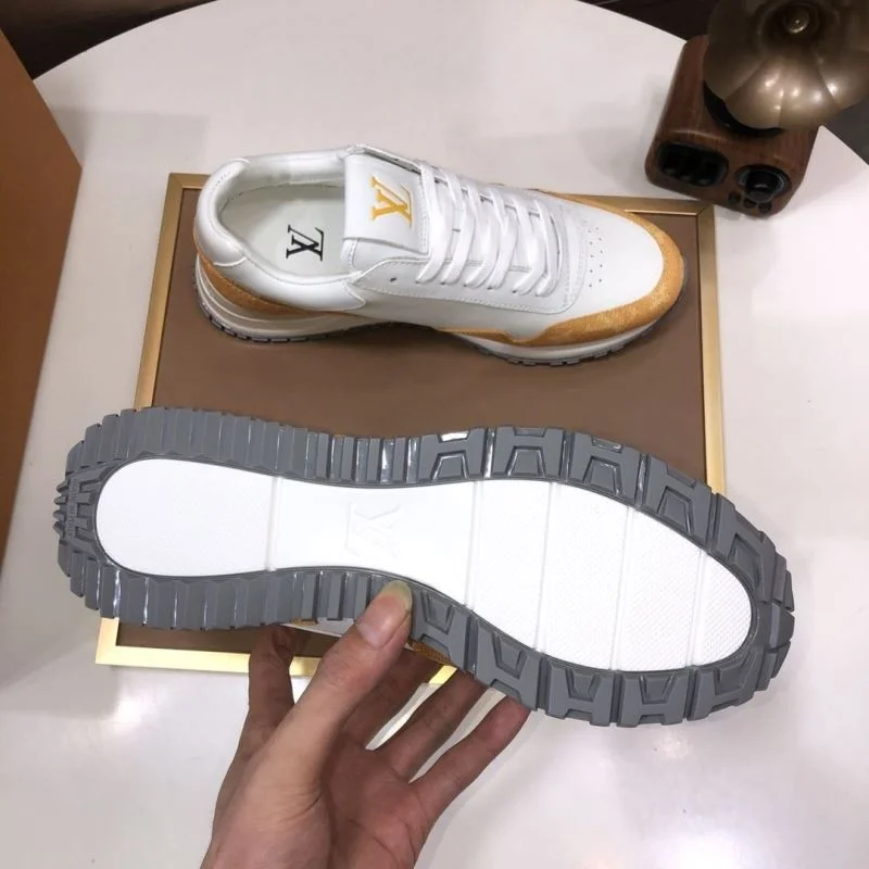 UrbanStyle Louis Vuitton Run Away Sneaker 32708