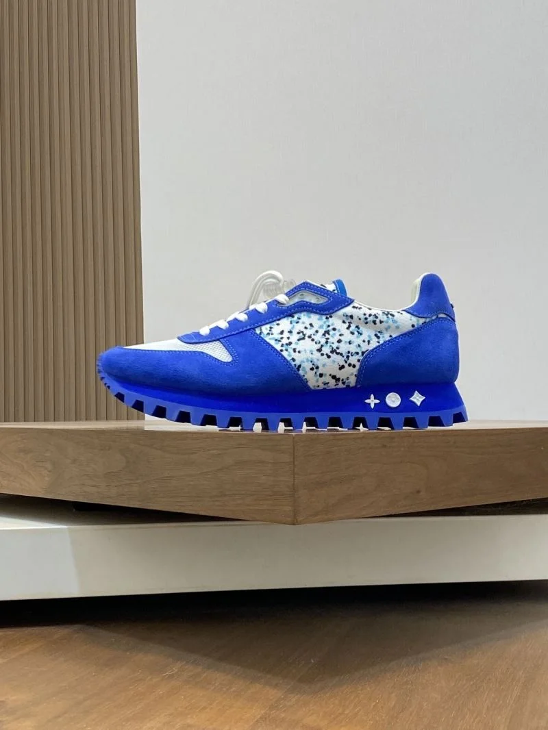 Stylish Louis Vuitton Run Away Sneaker 32699