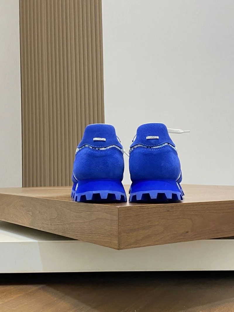 Stylish Louis Vuitton Run Away Sneaker 32699