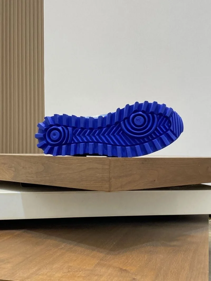Louis Vuitton Run Away Sneaker QuickDry 32684