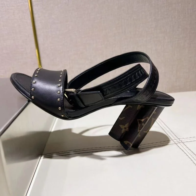 ComfortFit Louis Vuitton Sandals 32266