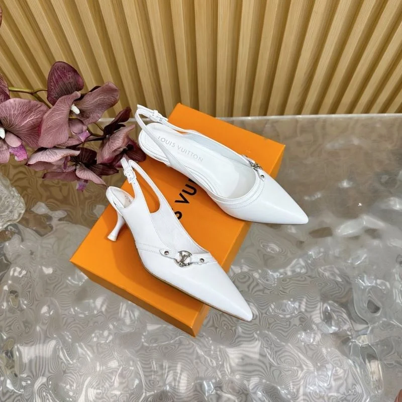 Resilient Louis Vuitton Sandals 32272
