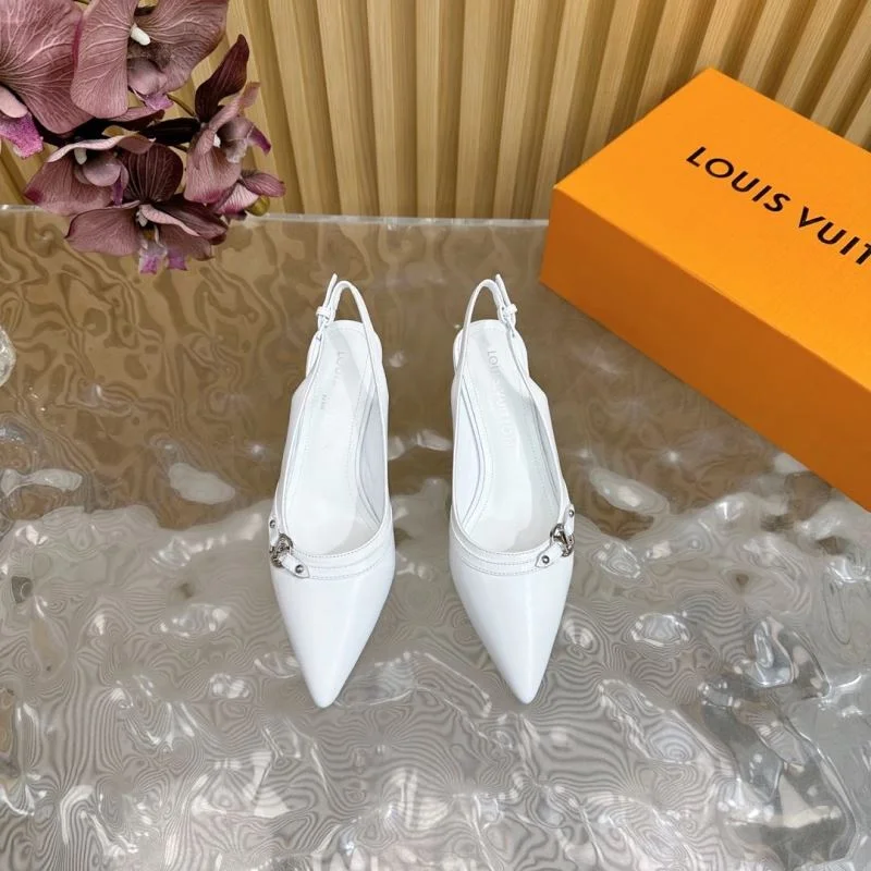 Resilient Louis Vuitton Sandals 32272