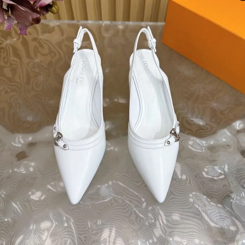 Resilient Louis Vuitton Sandals 32272