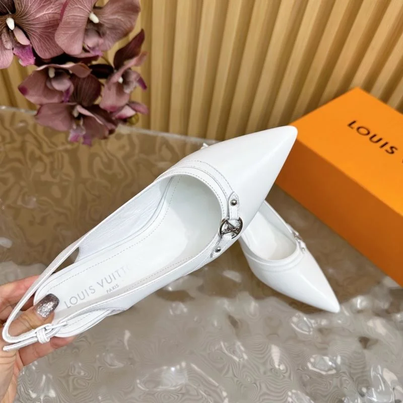 Resilient Louis Vuitton Sandals 32272