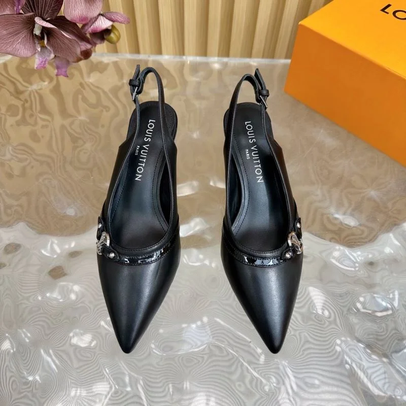 Louis Vuitton Sandals Sleek 32269
