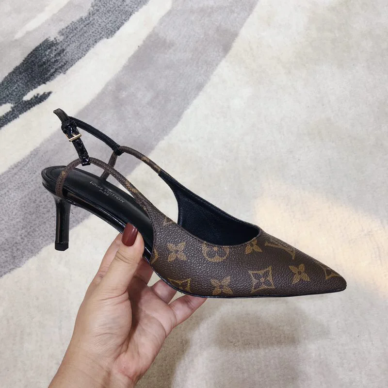 Louis Vuitton Sandals Supportive 32259