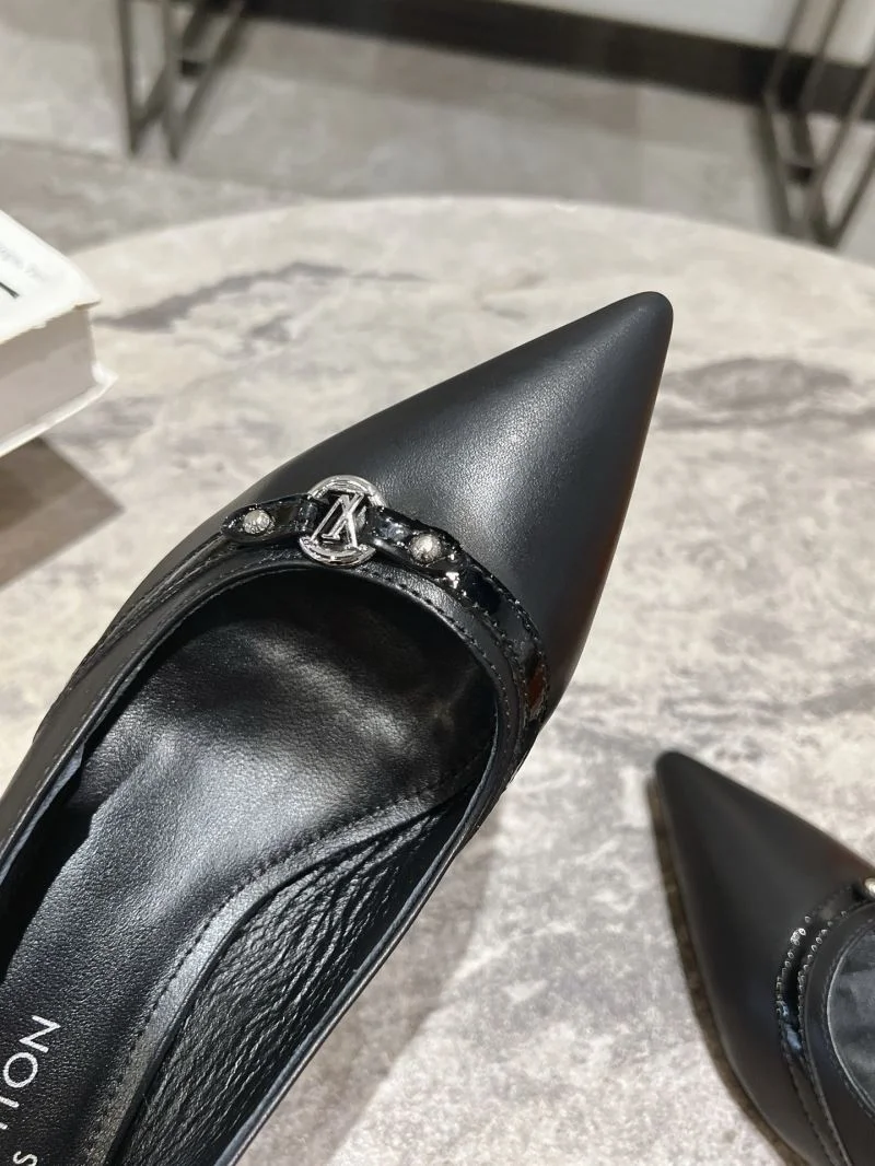 Louis Vuitton Sandals Durable 32258
