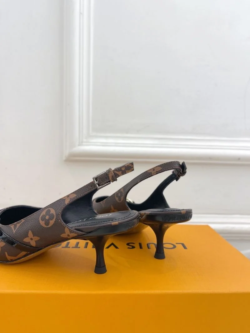 TechFriendly Louis Vuitton Sandals 32253