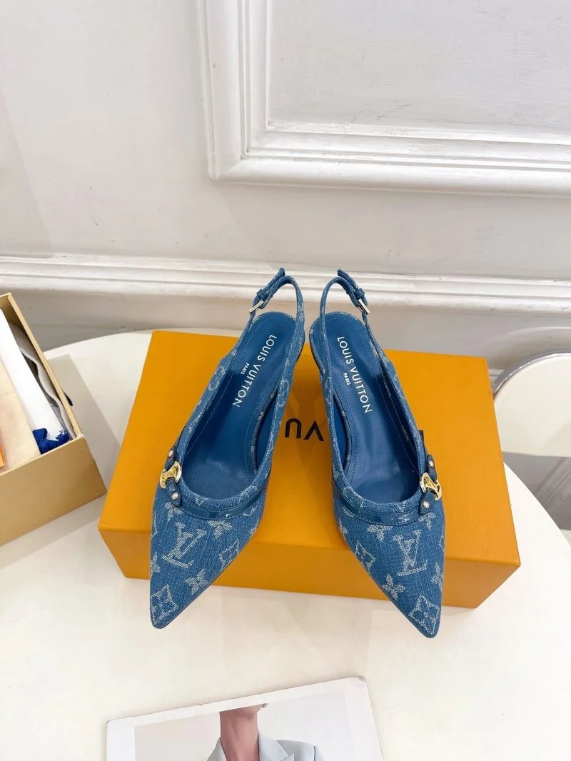 Sleek Louis Vuitton Sandals 32254