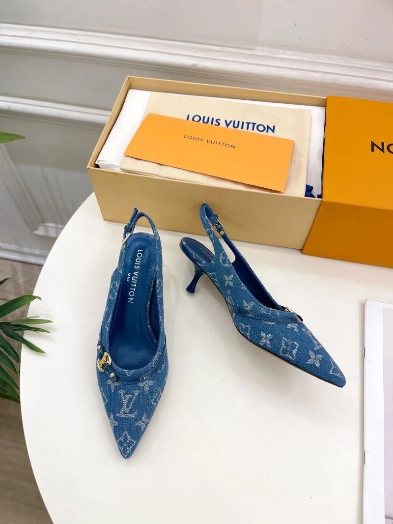 Sleek Louis Vuitton Sandals 32254
