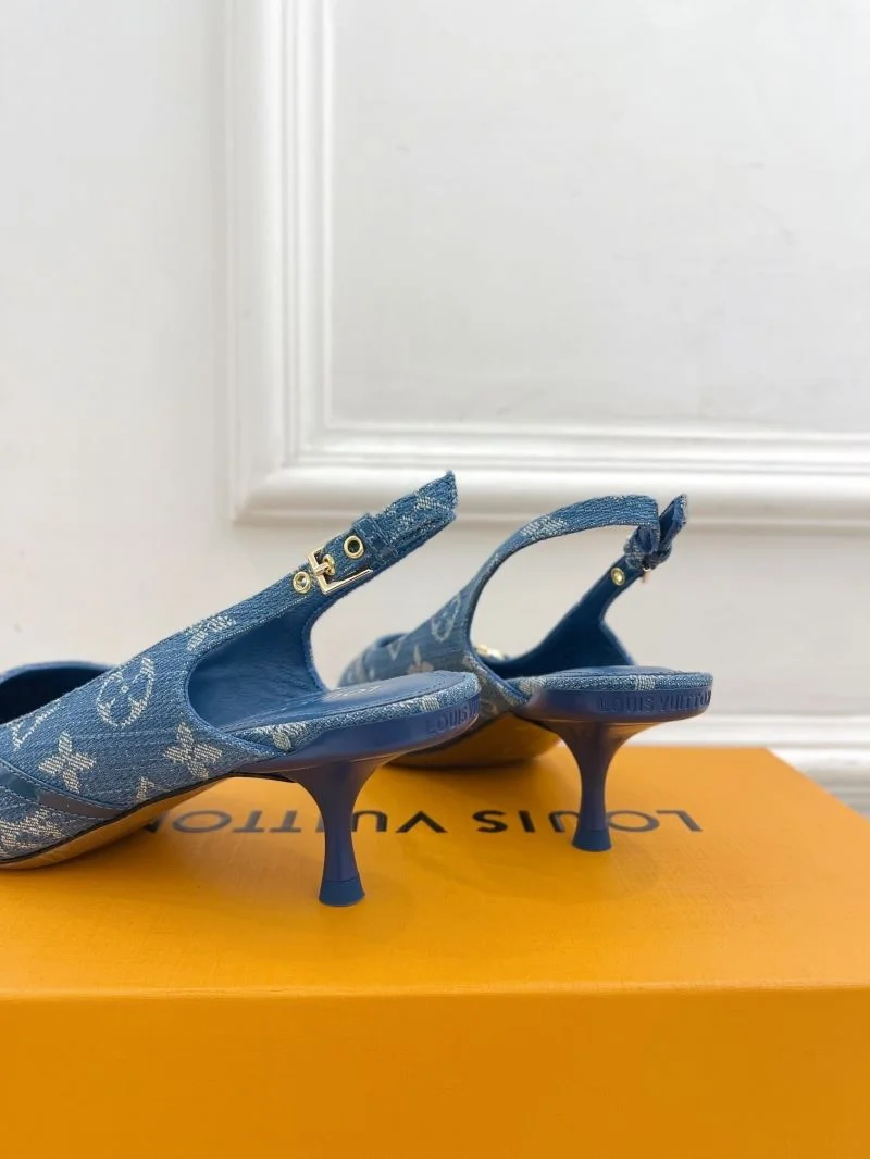 Sleek Louis Vuitton Sandals 32254