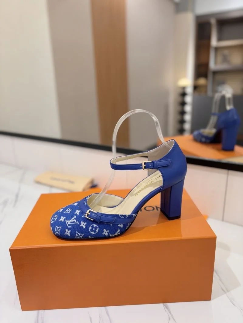 Tailored Louis Vuitton Sandals 32247
