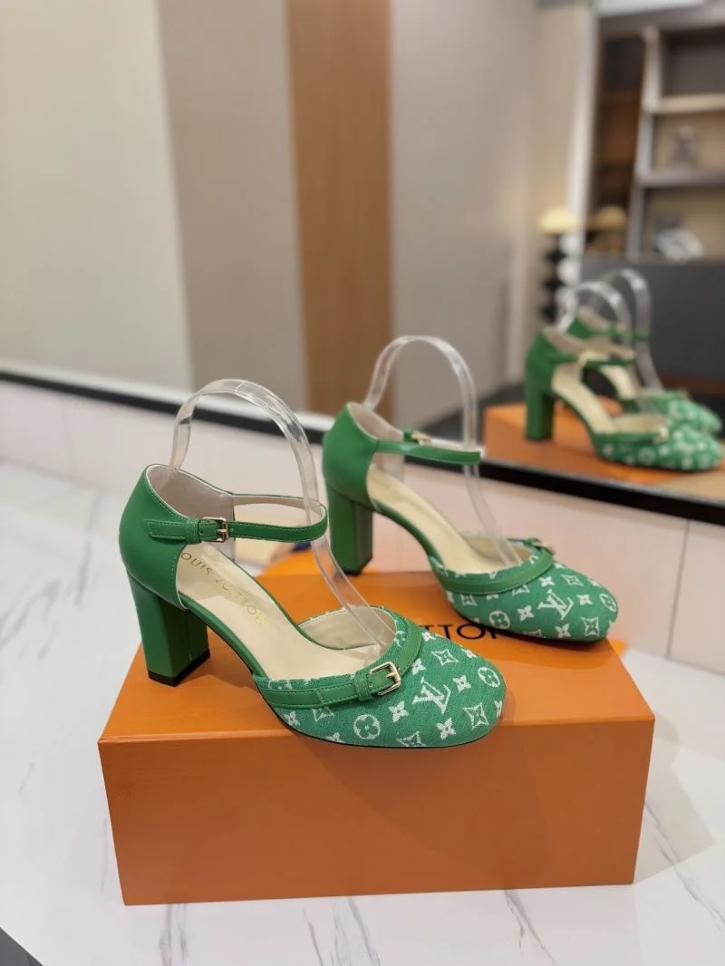 Louis Vuitton Sandals StreetReady 32236