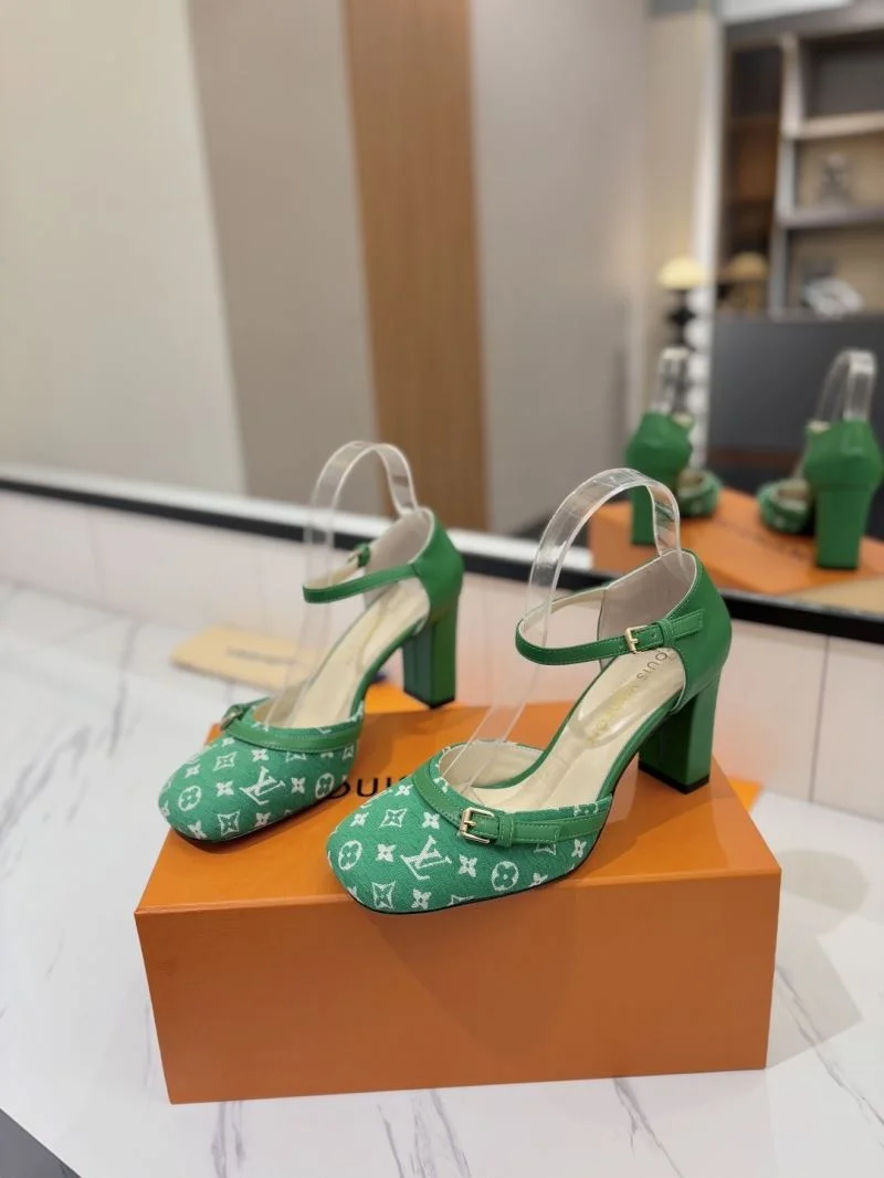 Louis Vuitton Sandals StreetReady 32236