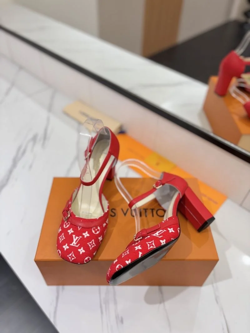 FreshLook Louis Vuitton Sandals 32245