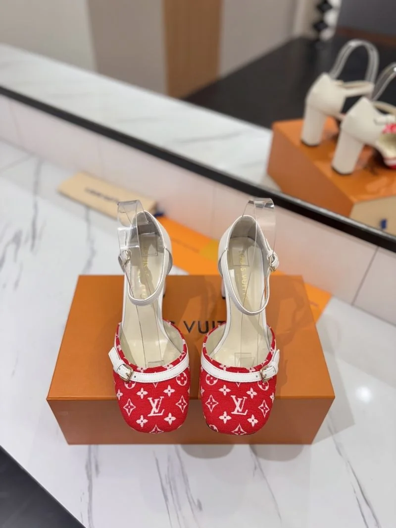 Casual Louis Vuitton Sandals 32244