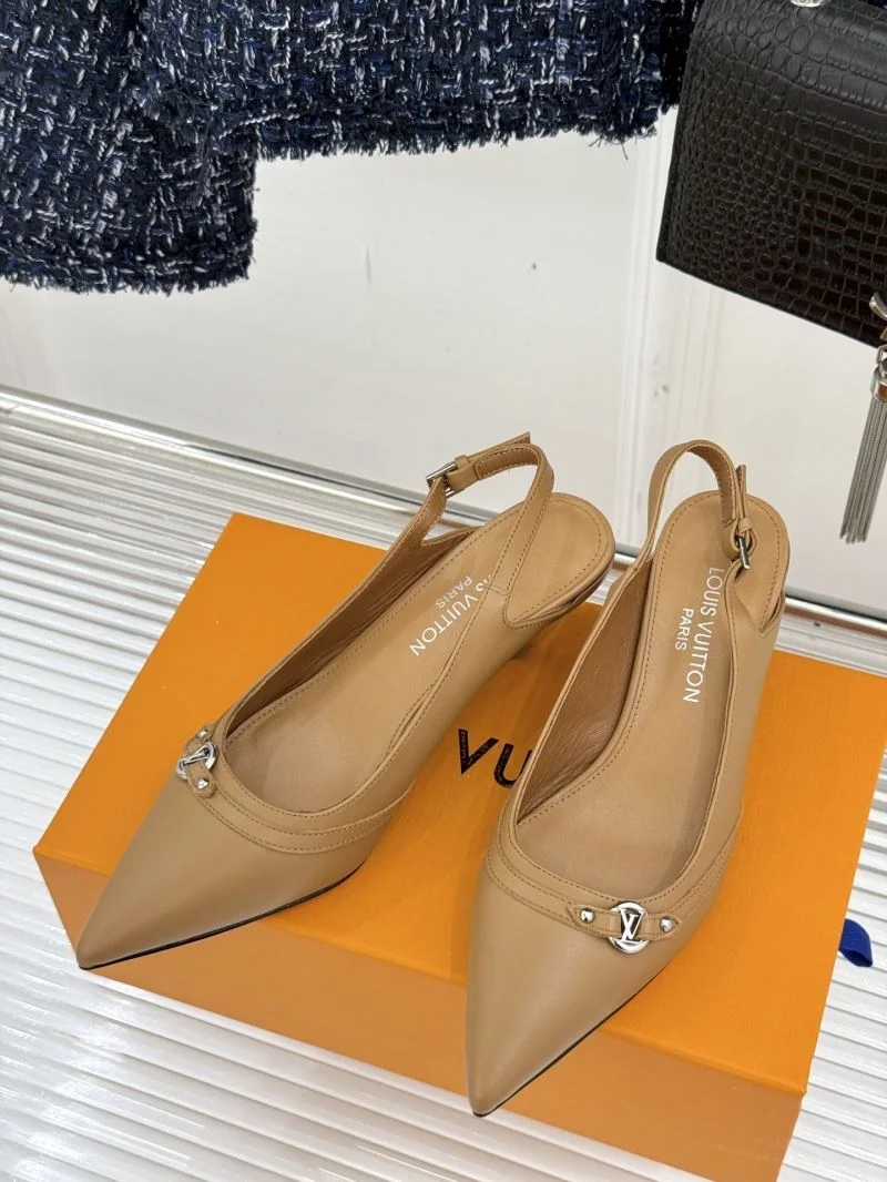 WellDesigned Louis Vuitton Sandals 32231