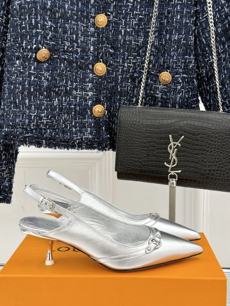 Chic Louis Vuitton Sandals 32239
