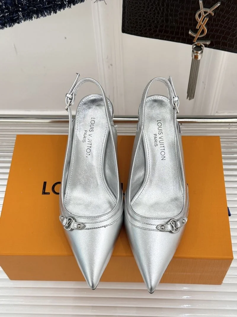Chic Louis Vuitton Sandals 32239
