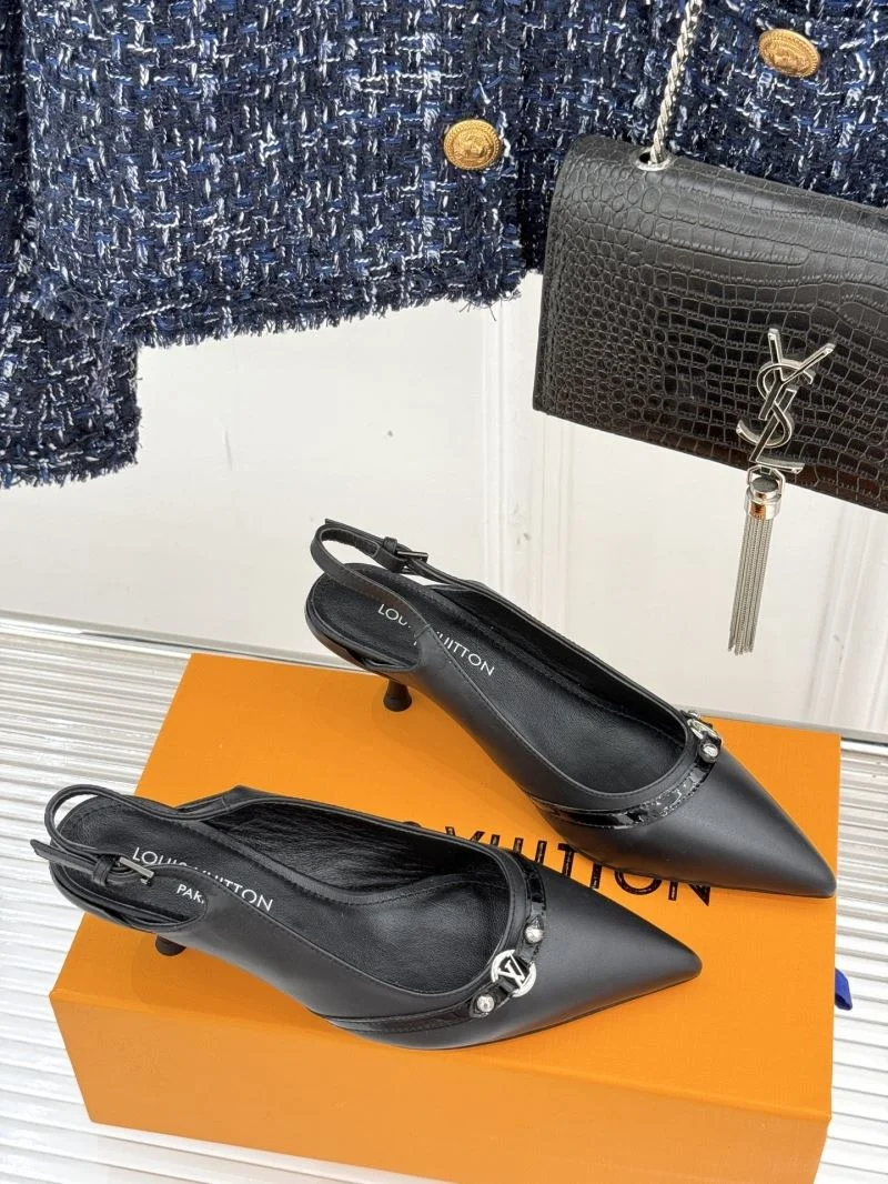 Refined Louis Vuitton Sandals 32233