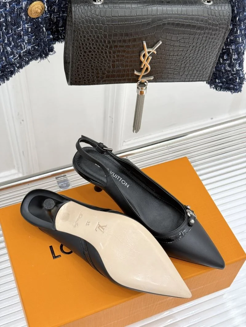 Refined Louis Vuitton Sandals 32233