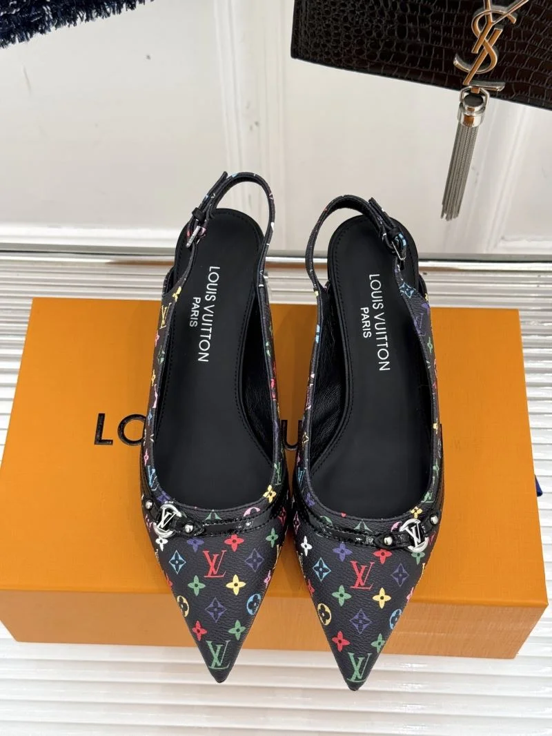 Trendsetting Louis Vuitton Sandals 32229